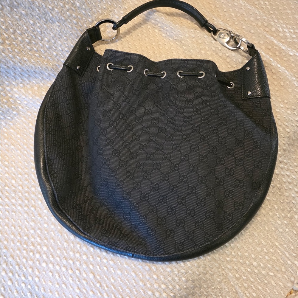 Authentic GUCCI black denim crescent shoulder bag - Picture 3 of 16